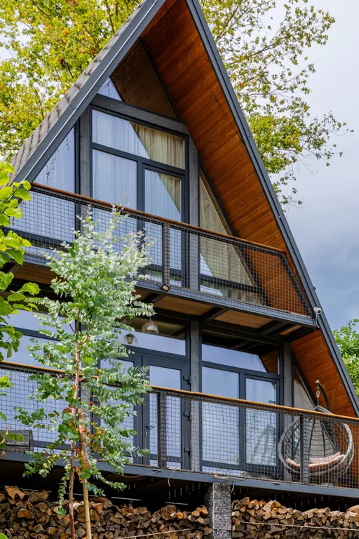 A-frame Gorny Eucalypt