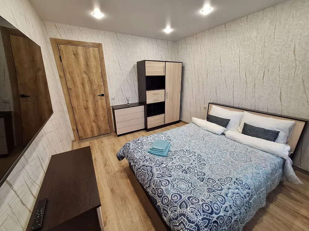 Коттедж Дом в центре города с парковкой и мангальной зоной — Геленджик