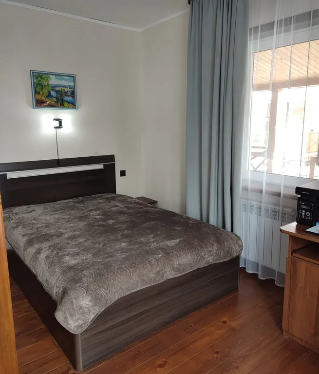 Дом из бруса в тихом красивом месте в пяти километрах от горы Соболиной