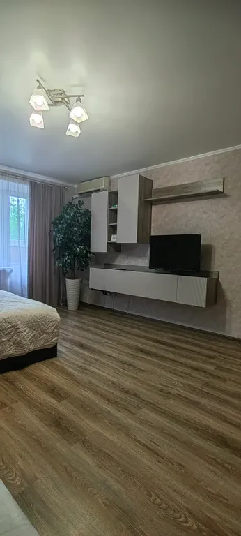 Уютная квартира в центре города — аренда посуточно в Батайск