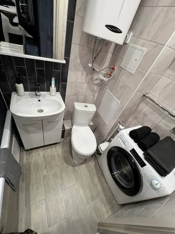 Светлая стильная студия в новом доме