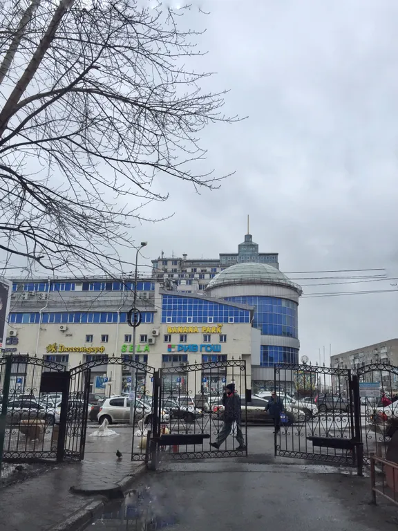 Уютная однокомнатная квартира рядом с Каскадом