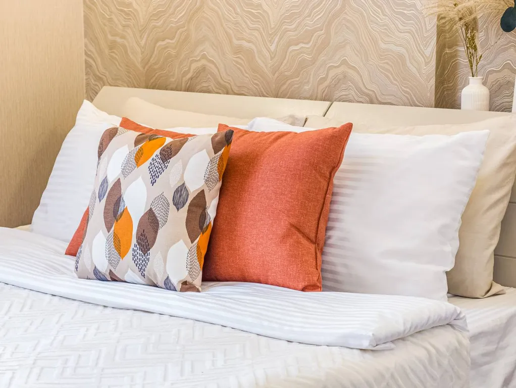 Sat City E Apartments