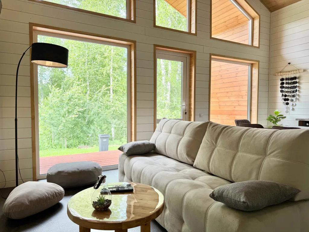 Коттедж Дом в эко стиле с мангалом и видом на лес — аренда посуточно в Новосибирск