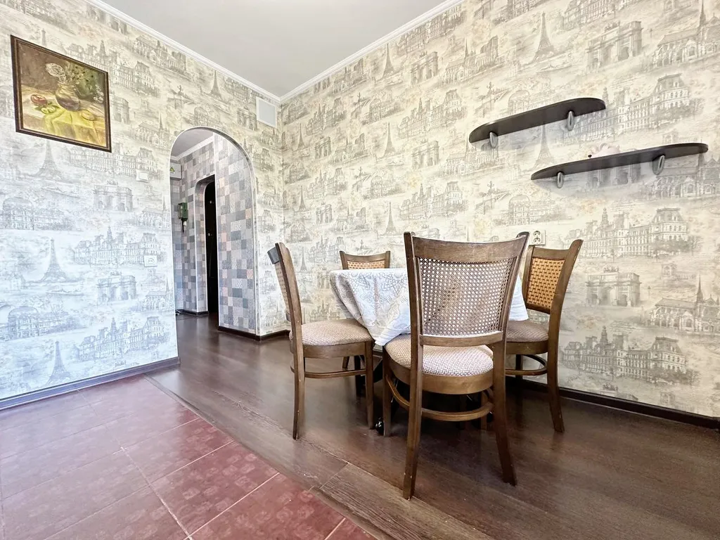 2-комнатная квартира с балконом рядом с Кузбасс-Арена и Ледовым дворцом