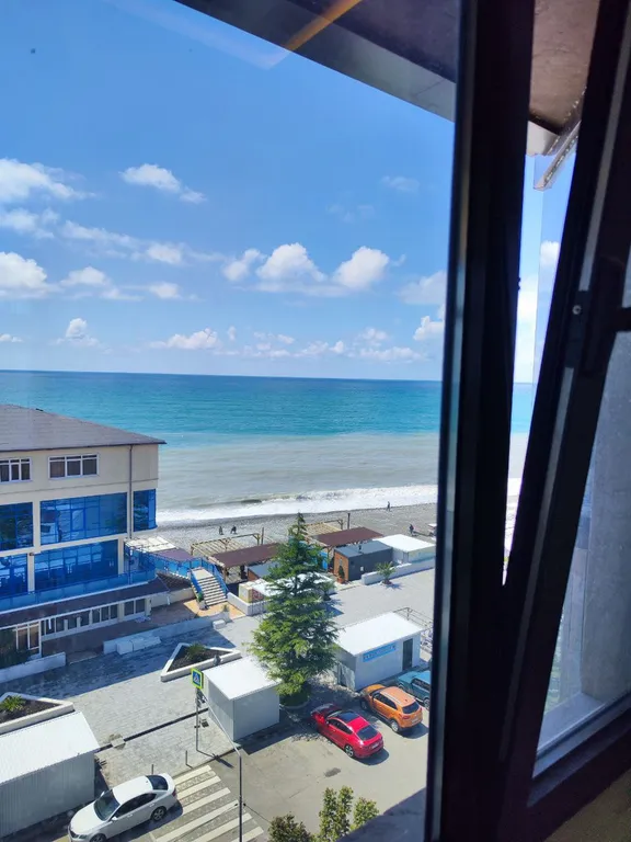 Современные апартаменты с панорамными окнами