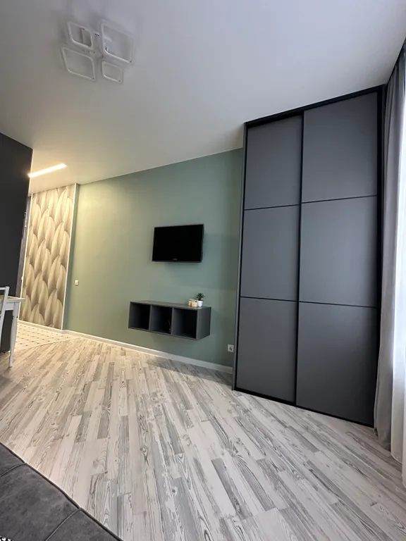 Уютная квартира студия Оливка