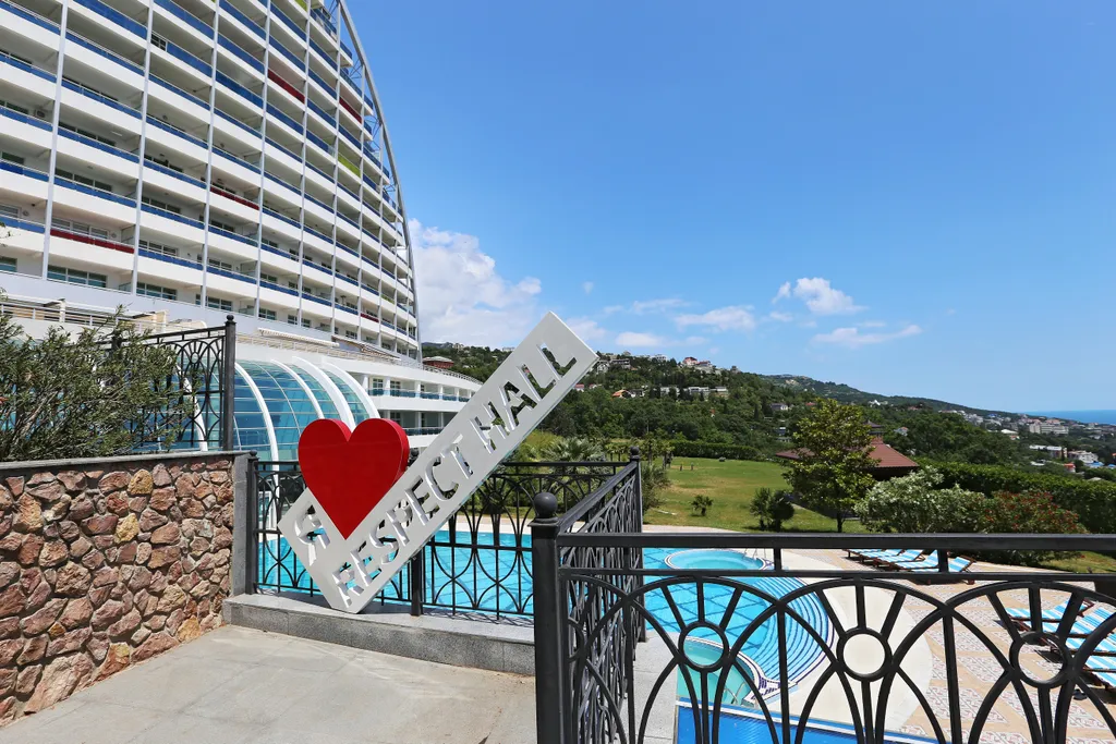 Студия с видом на море