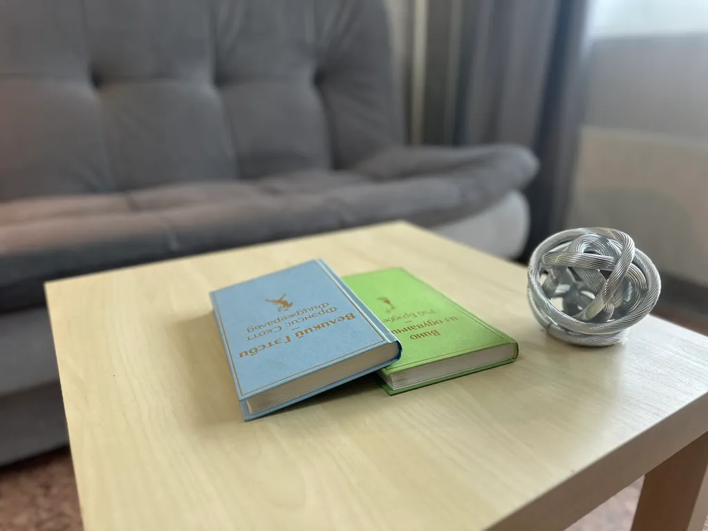 "В Гости!" на Строителей 90Б (1к квартира рядом с Термоленд)