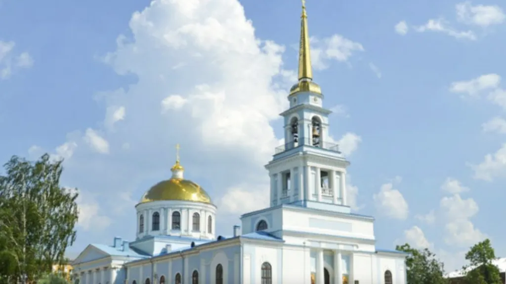 Уютная квартира рядом с сосновым бором Сила леса, парком, термами