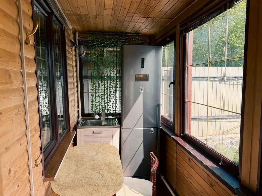 Коттедж у реки с баней