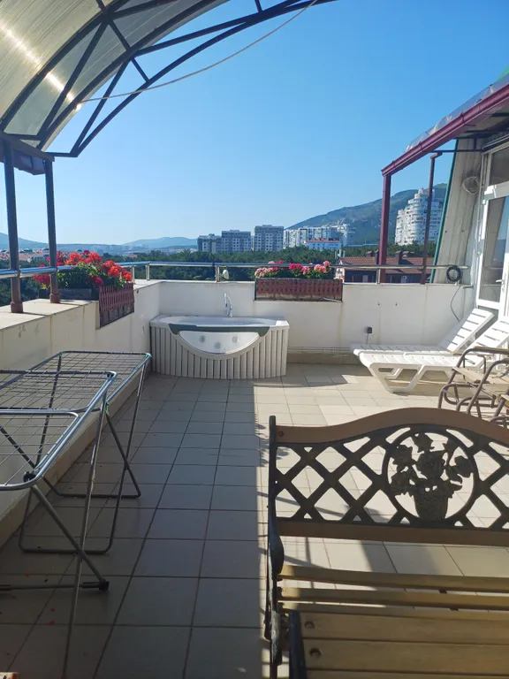 Квартира Уютная квартира в центре города с видом на море — Геленджик