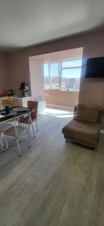 Уютная студия на  16 этаже с прекрасным видом на город