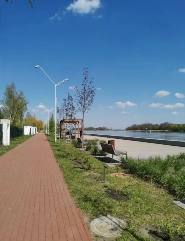 Квартира Уютная квартира у набережной — Светлый