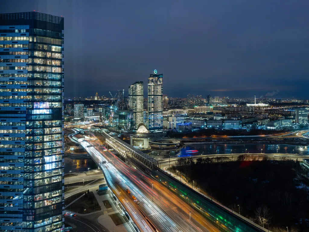 Красивый апартамент в башне ОКО Москва-сити с видом на город