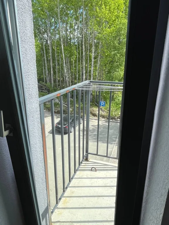 Милая студия в новом доме рядом с озером и набережной