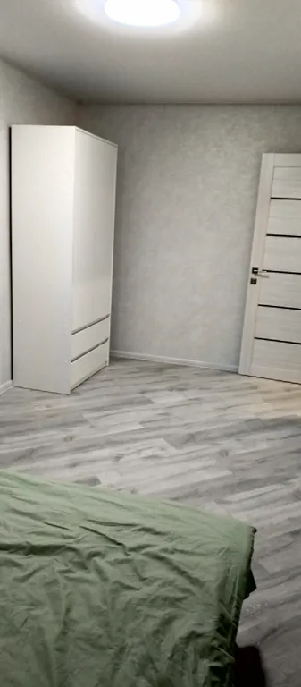 Уютная квартира в центре города с видом на реку Великая