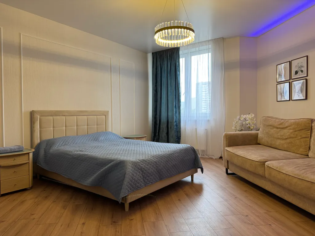 Квартира Ваш комфортный апартамент прямо возле метро Ботаническая — аренда посуточно в Екатеринбург