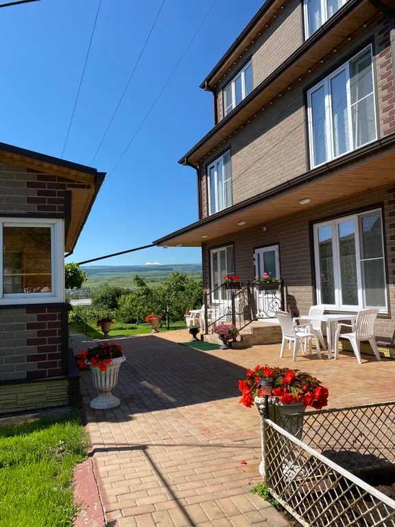 Бассейн в домике шале с сауной и мангалом