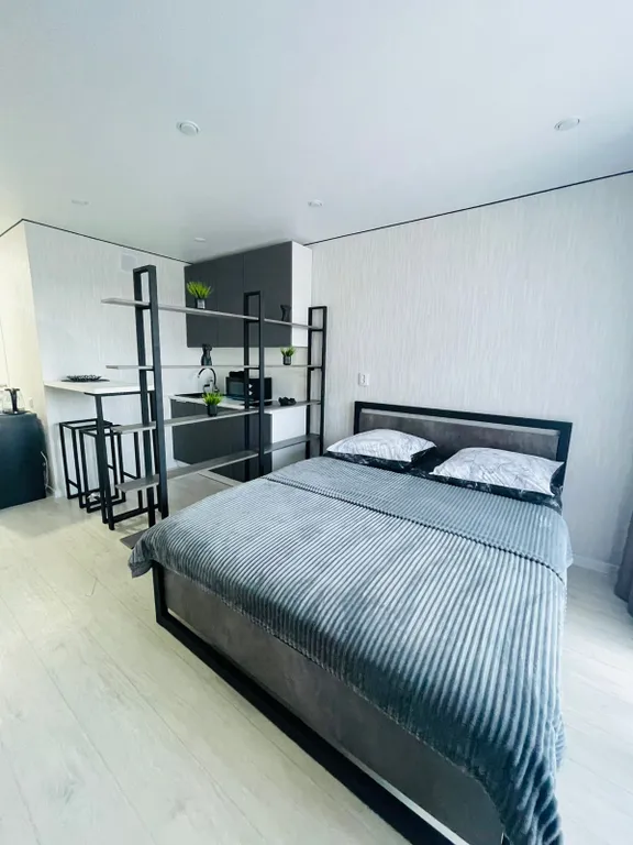 Уютная, новая студия в современном стиле