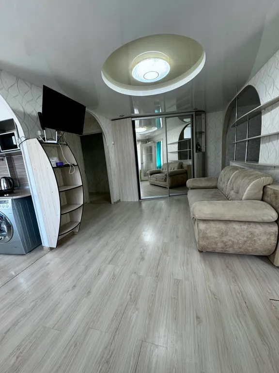 5 минут от аэропорта, в самом центре города