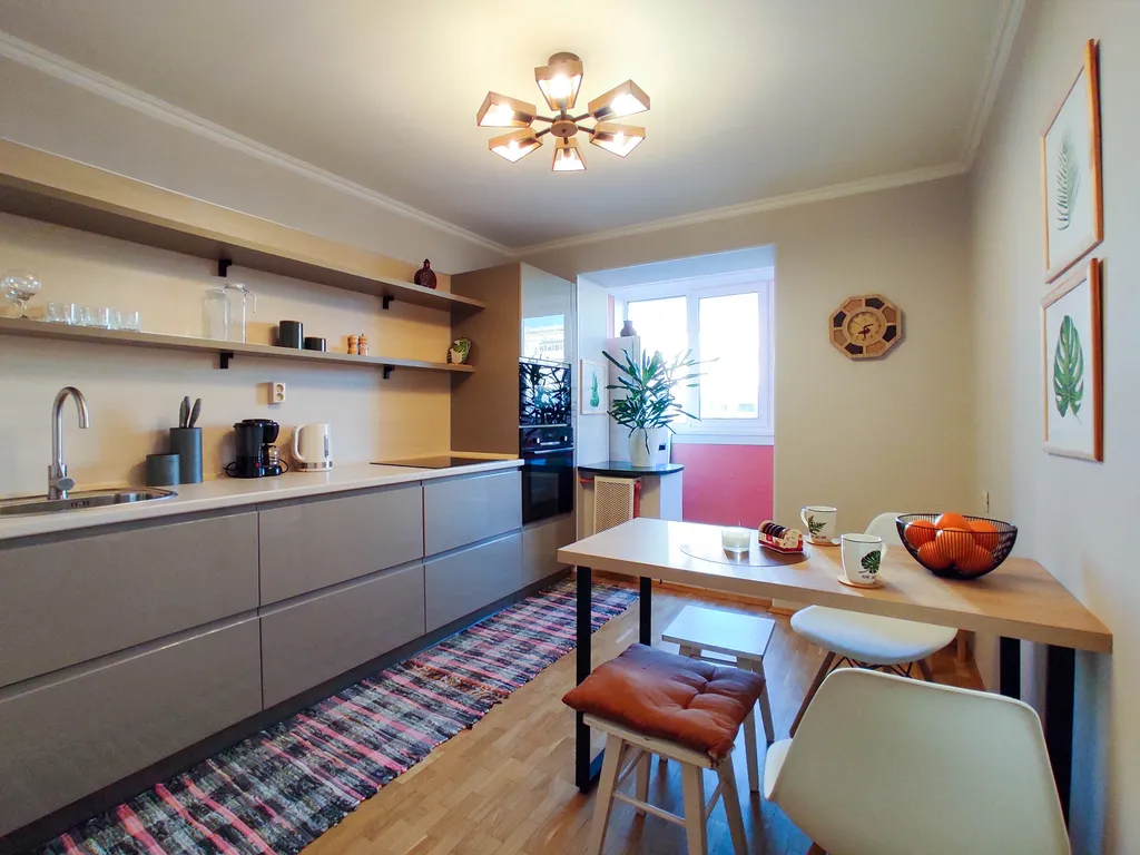 Трёхкомнатная напротив Марий Парка Сеть ЙоХоум