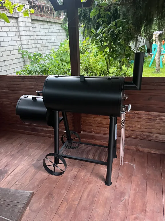 Уютный дом с бассейном, сауной и камином