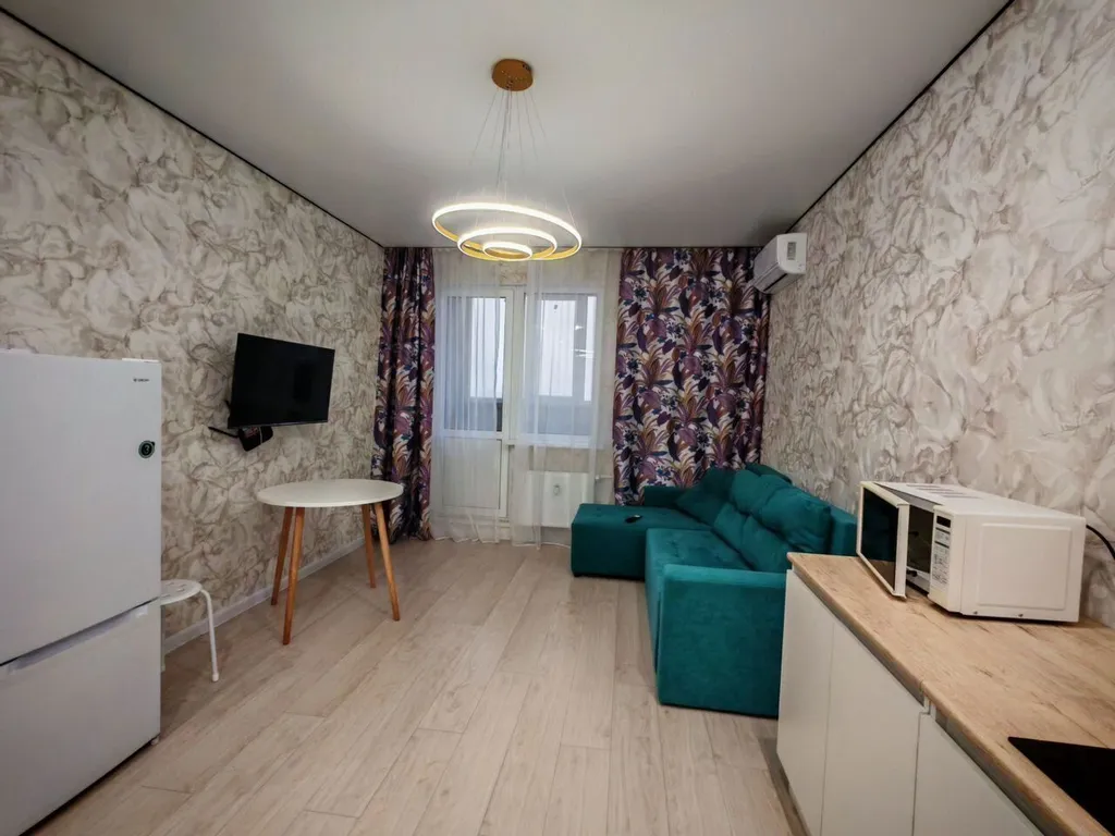 Однокомнатная квартира в нoвoм дoме c eвpoрeмонтом