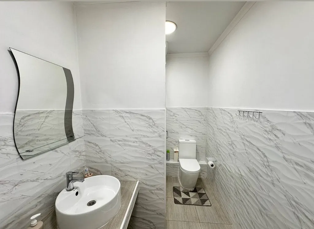 C видом на горы Esentai residence