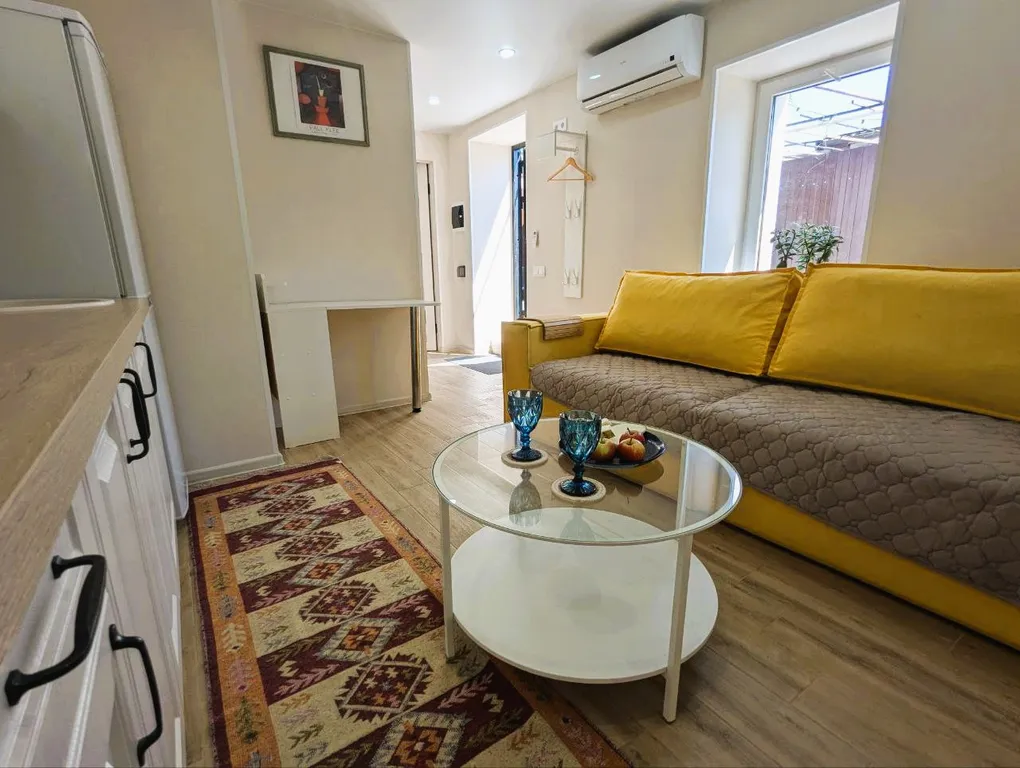 Коттедж Коттедж Курортный дворик в историческом районе Пятигорска — Пятигорск