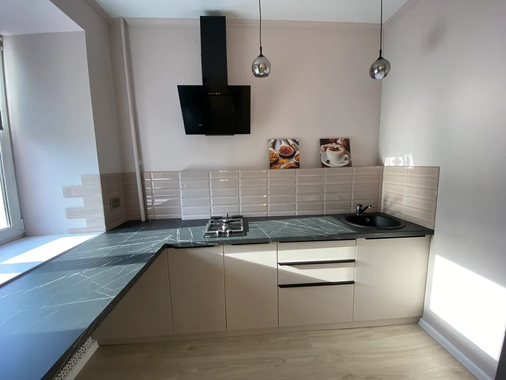 Трёхкомнатная квартира в центре с новым ремонтом