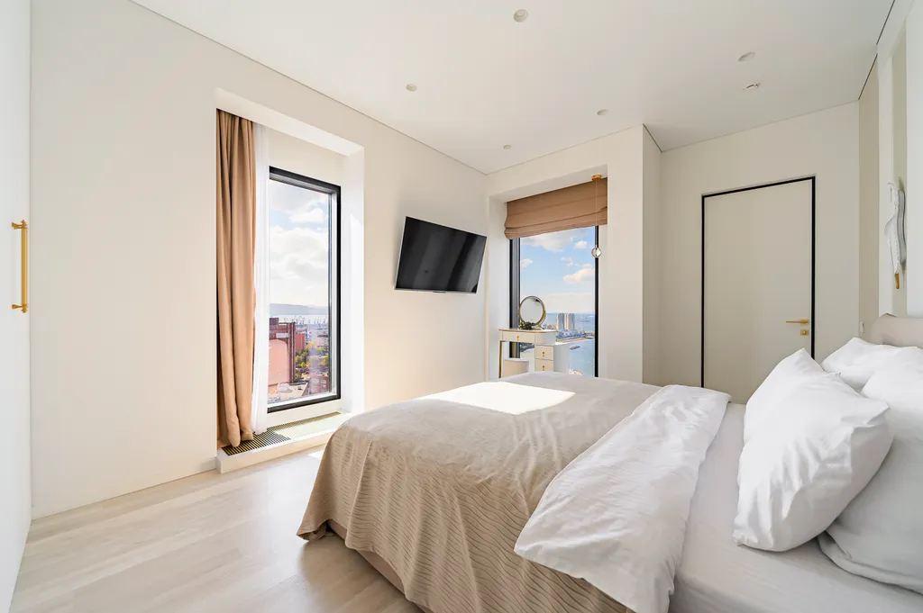 Двухкомнатная квартира в первом небоскрёбе Владивостока!