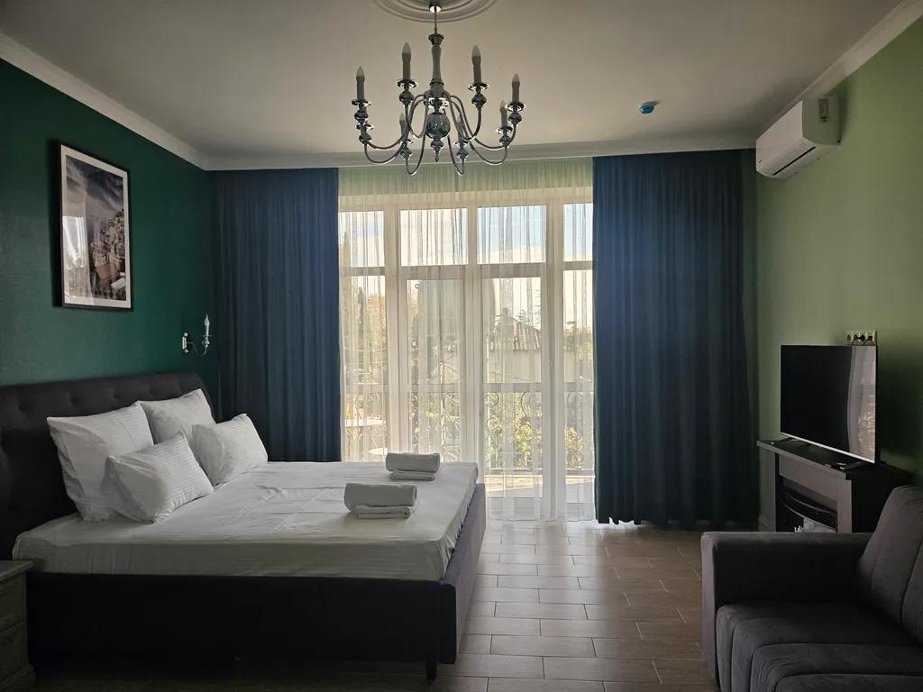 Апартаменты люкс в отеле Атлас