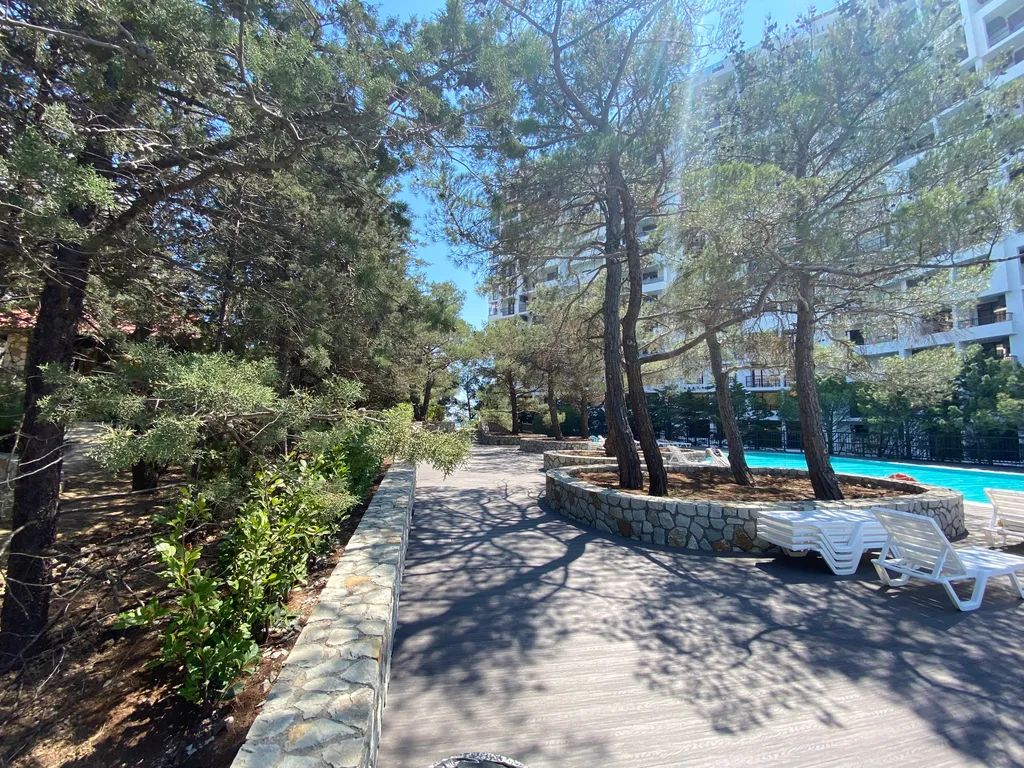 Апарт с видом на море и горы с подогреваемым бассейном и барбекю зоной