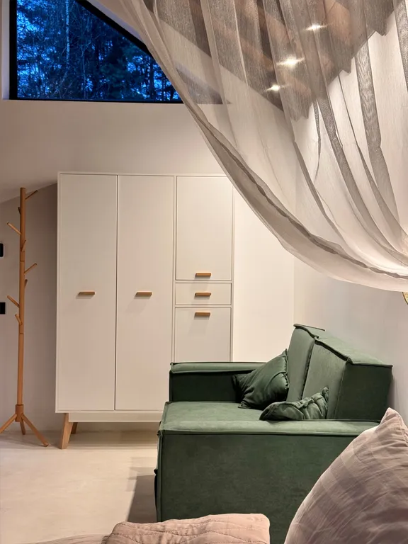 Уютный дом Elovoye в сердце леса с уличным спа-бассейном