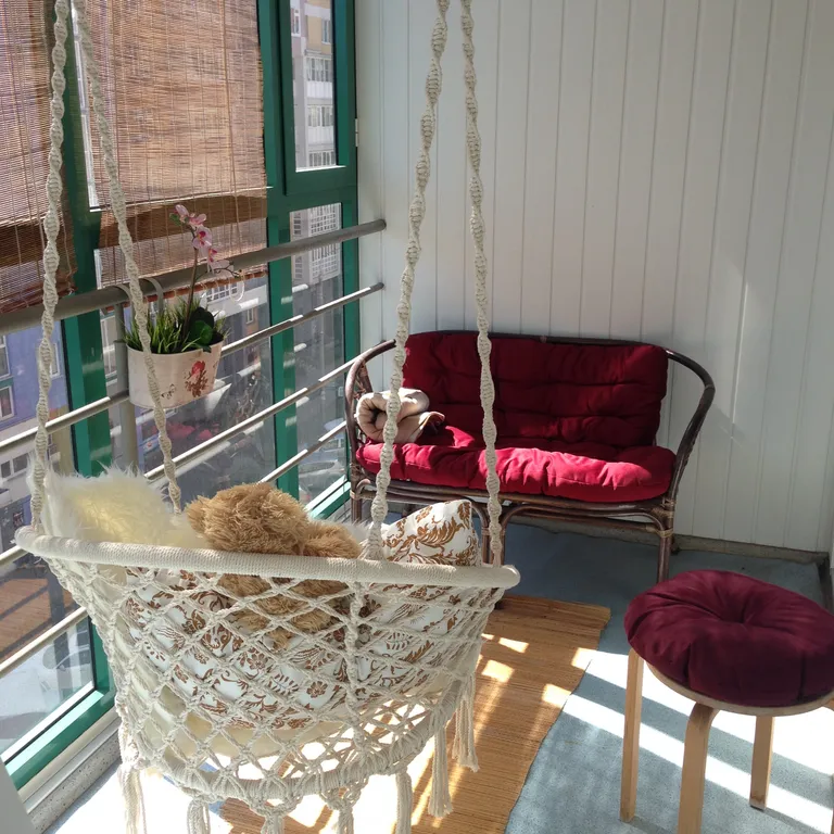 Квартира с верандой в центре