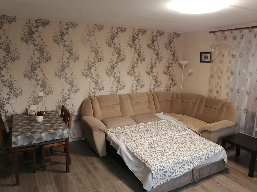 Просторная 3-комнатная квартира с отдельным входом и зоной отдыха во дворе