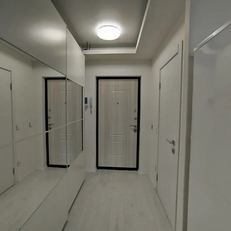 С видом на город