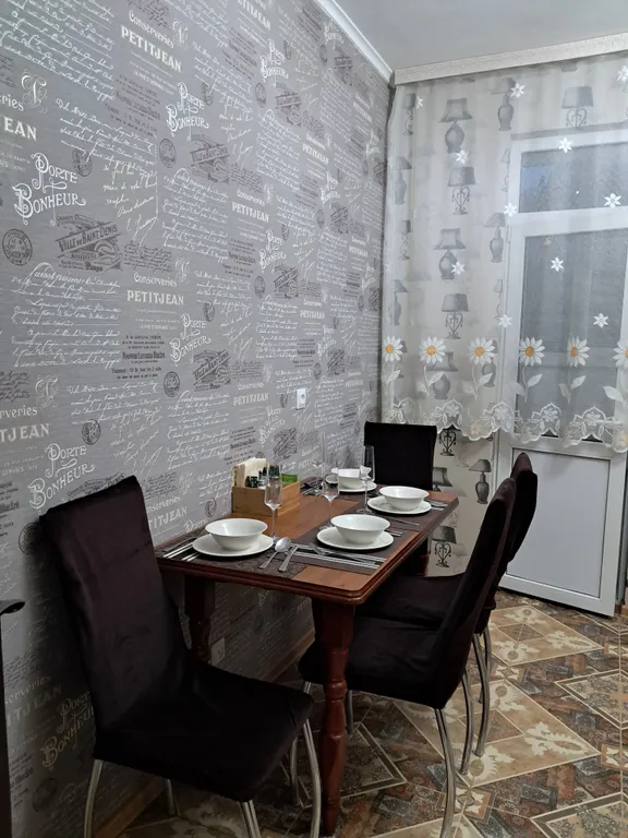 Квартира Уютная комфортабельная 3-комнатная квартира — Адлер