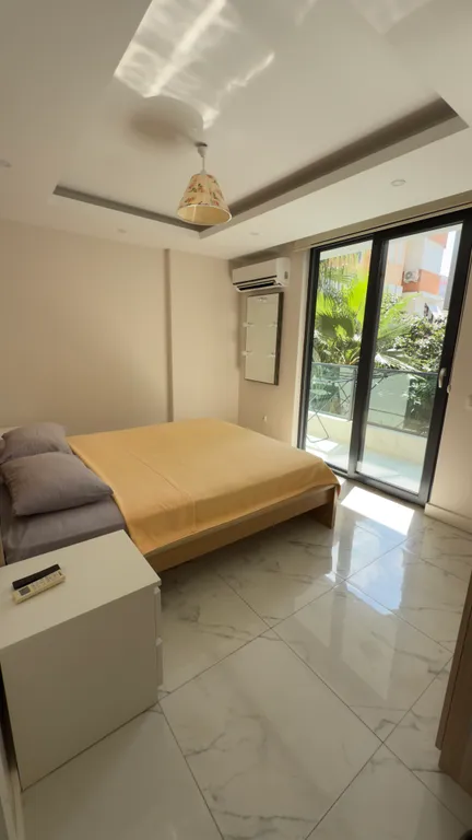 Alanya centre Kleopatra beach 100m to the sea