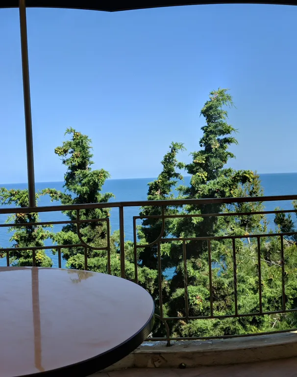 Улучшенный номер у моря