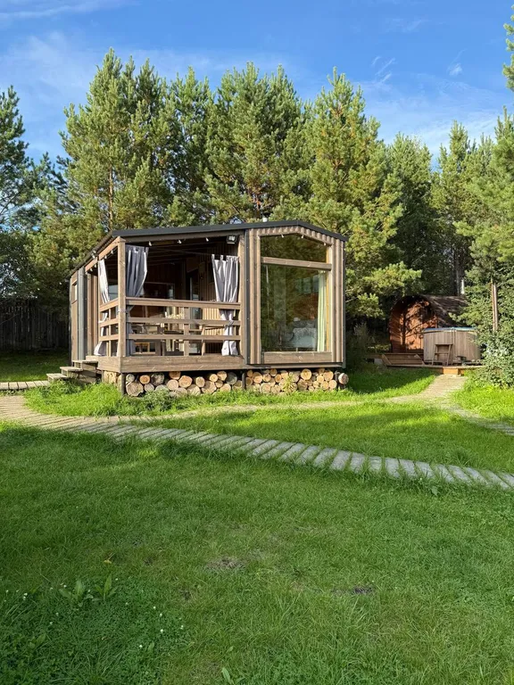 Домик с баней и купелью на дровах на участке 20 соток