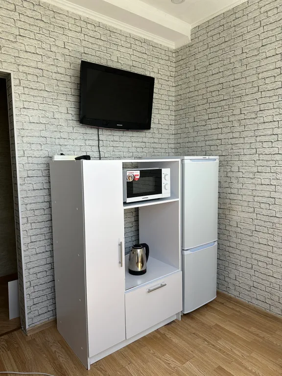 Квартира Уютная двухкомнатная квартира в центре города с видом на Олимп — Геленджик