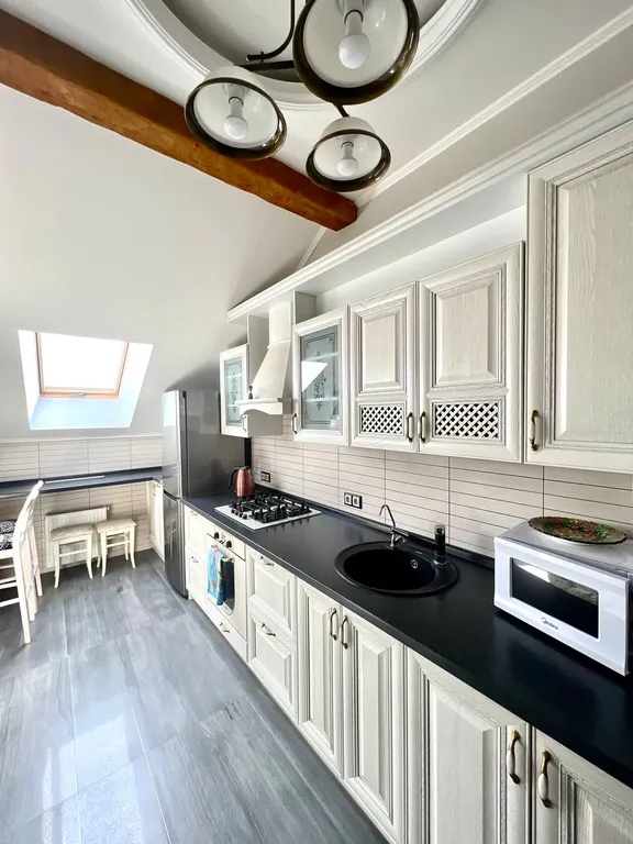 2-комнатная квартира с видом на море