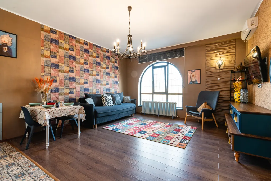 Атмосферная, яркая квартира в районе ТРЦ Мега