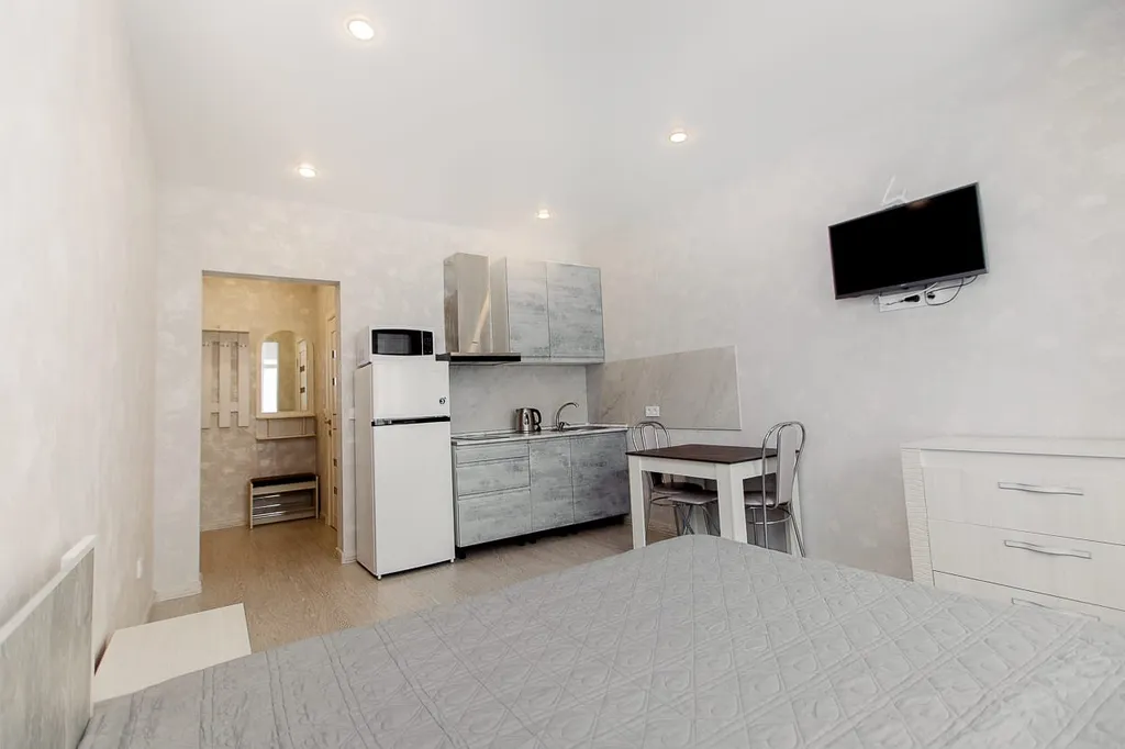 Апартамент в шаге от санатория Аралия