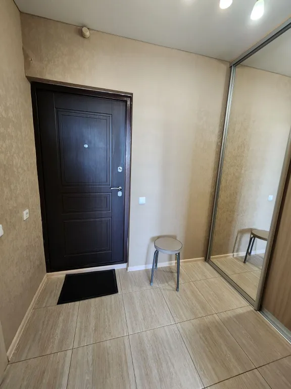 Комфортная студия с видом на озеро рядом с вокзалом