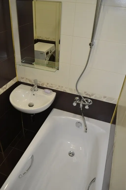 Евродвушка с компьютером, принтером, новой кроватью