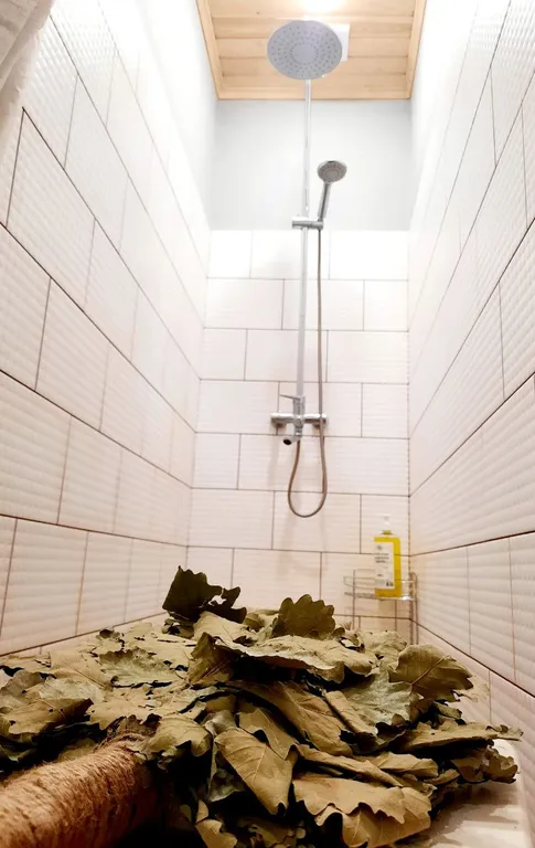 Уютный домик с сауной с видом на лес