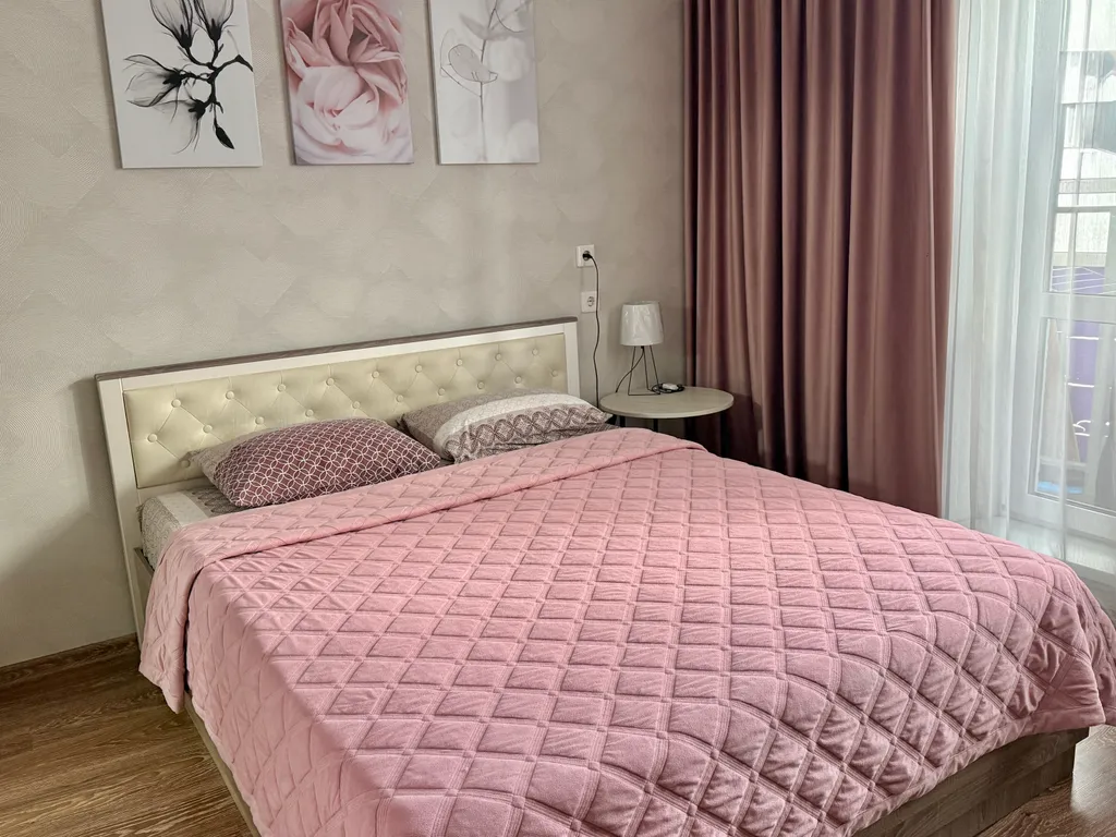 Уютная квартира Академ Риверсайд